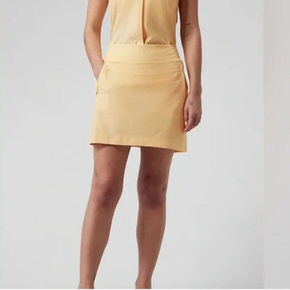 Athleta Pants - ☀️ Athleta Brooklyn Skort – Size 10 – Vibrant Lunaria Yellow ☀️